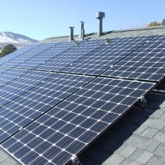 3.06kW Roof mounted LG Solar array