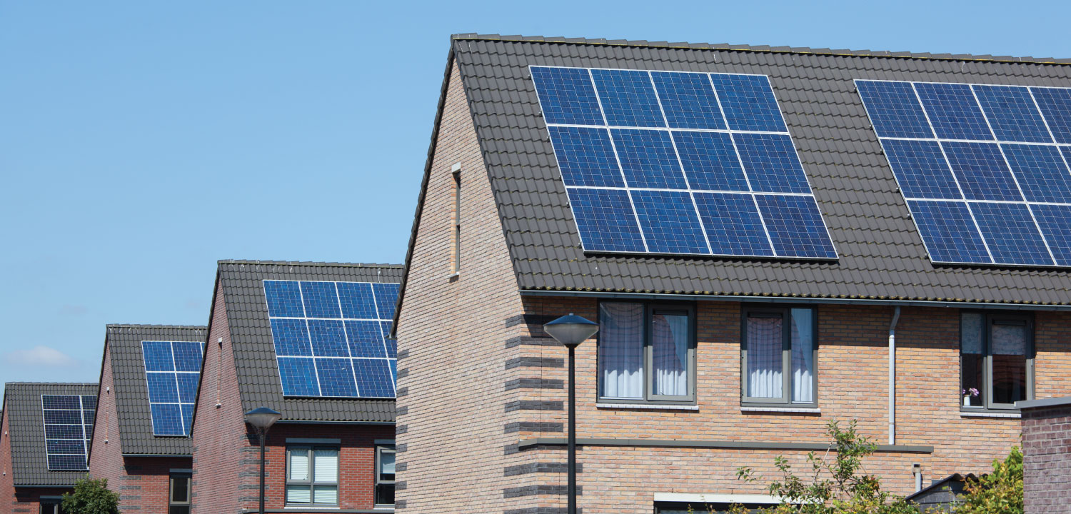 How many kWh does a house use?